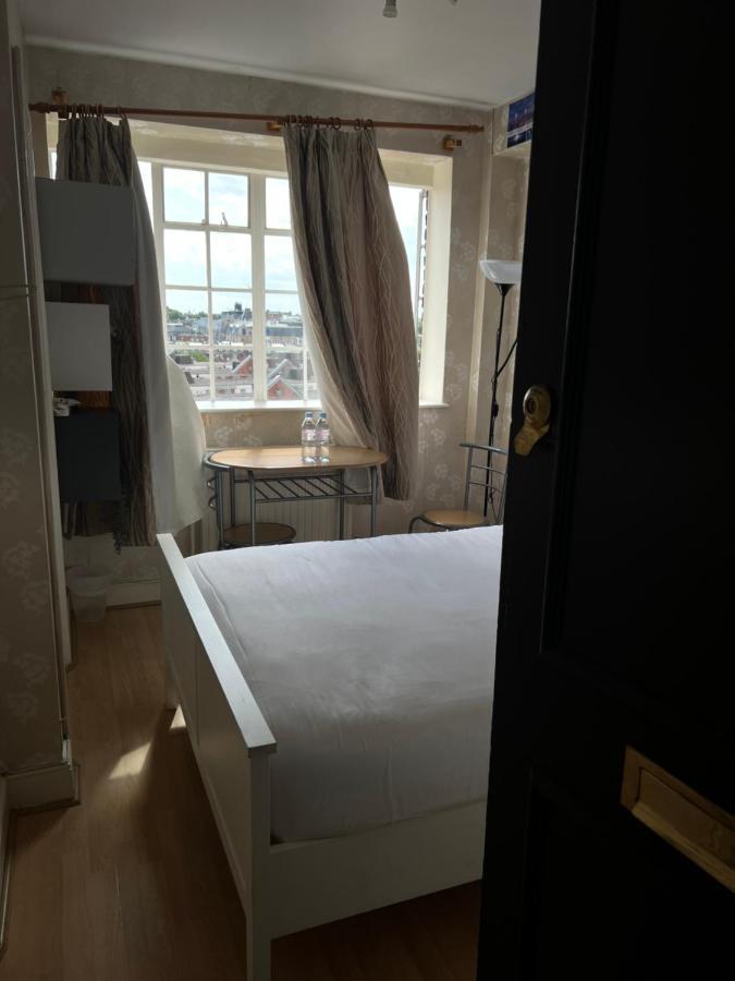 Super Located Studio In South Ken At Chelsea Cloister London Kültér fotó